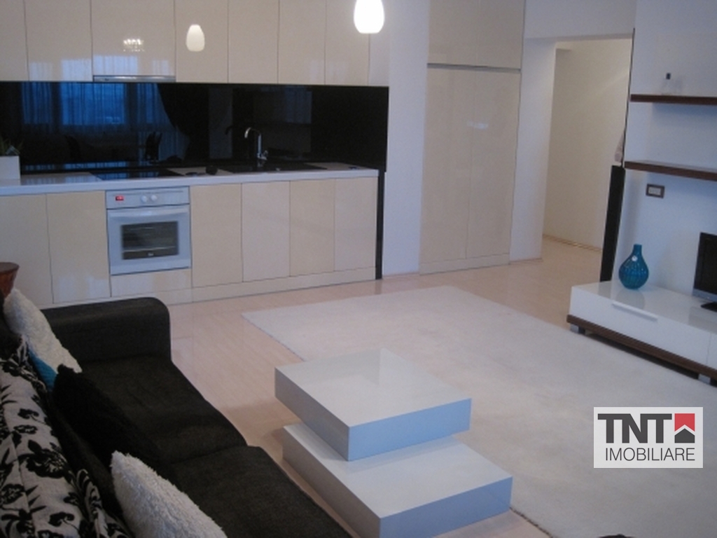 Inchiriere Apartamente Lux In Iasi Zona Centru Civic Palas Imobiliare Iasi Agentia Imobiliara Tnt